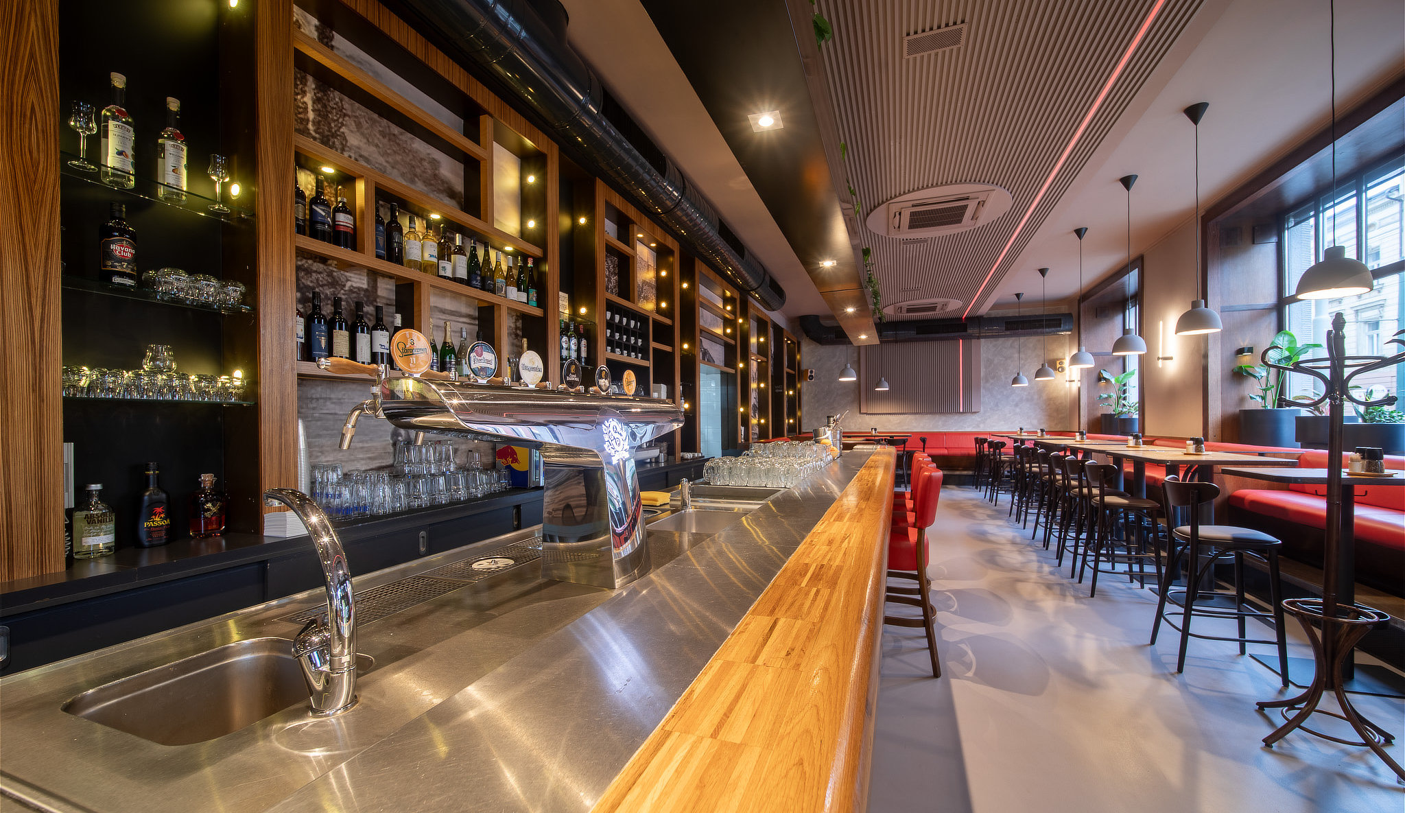 Restaurace