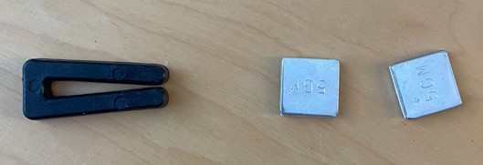 vyvažovací sada pro stropní ventilátor sponou a závažím