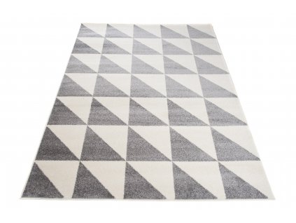 Kusový koberec MAROKO - šedý - trojúhelníky 1