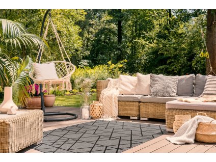 Odolný koberec Sisi Floorlux - trojúhelníky 2 - champagne