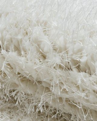 ⭐ Novinka v naší nabídce. Krásné huňaté koberce s vlasem shaggy, který perfektně izoluje chlad od země. ✅ Vlas koberce je...