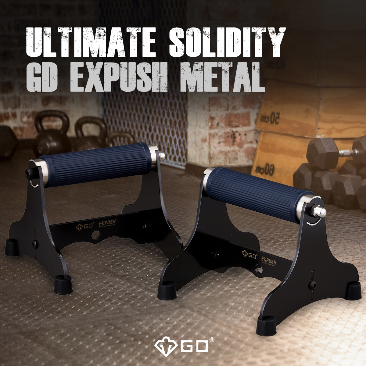 Training with GD EXPUSH METAL push-up bars