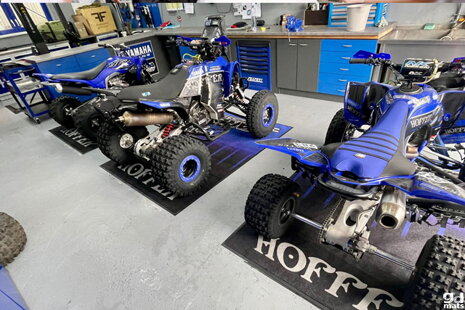 Moto koberce s logom