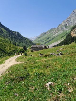 Trek okolo ledovce Vanoise Le tour des glaciers de la Vanoise je nádherný pětidenní okružní trek v srdci Parc national de...