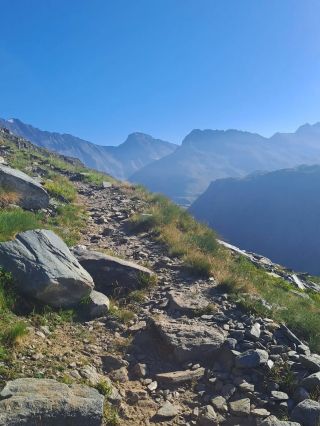 Trek okolo ledovce Vanoise Le tour des glaciers de la Vanoise 4. den Trasa z Refuge de l'Arpont do Refuge du Col de la...