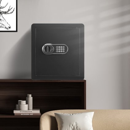 Bezpečnostný trezor s digitálnou klávesnicou a 2 kľúčmi