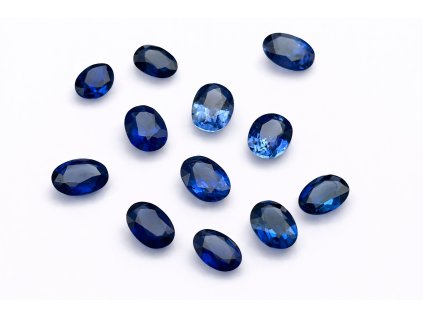 Safír modrý 0,19 ct ovál 4x3 mm KALIBROVANÝ