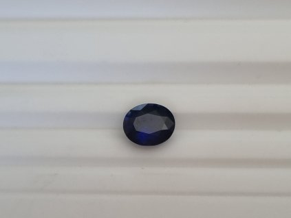 Safír modrý přírodní ovál 1,07 ct NEŽÍHANÝ