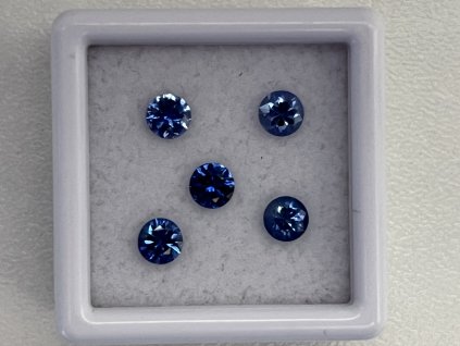 Safír modrý, kulatý, 3,90 - 3,99 mm KALIBROVANÝ