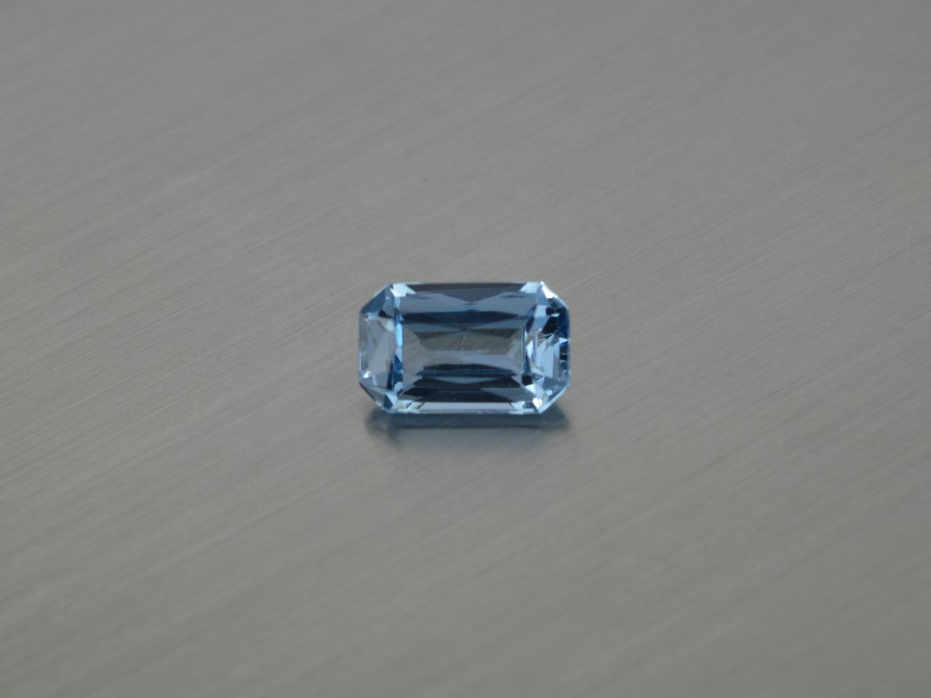 Spinell synthetisches  oktagon 8x13 mm blau farbe swiss Topas