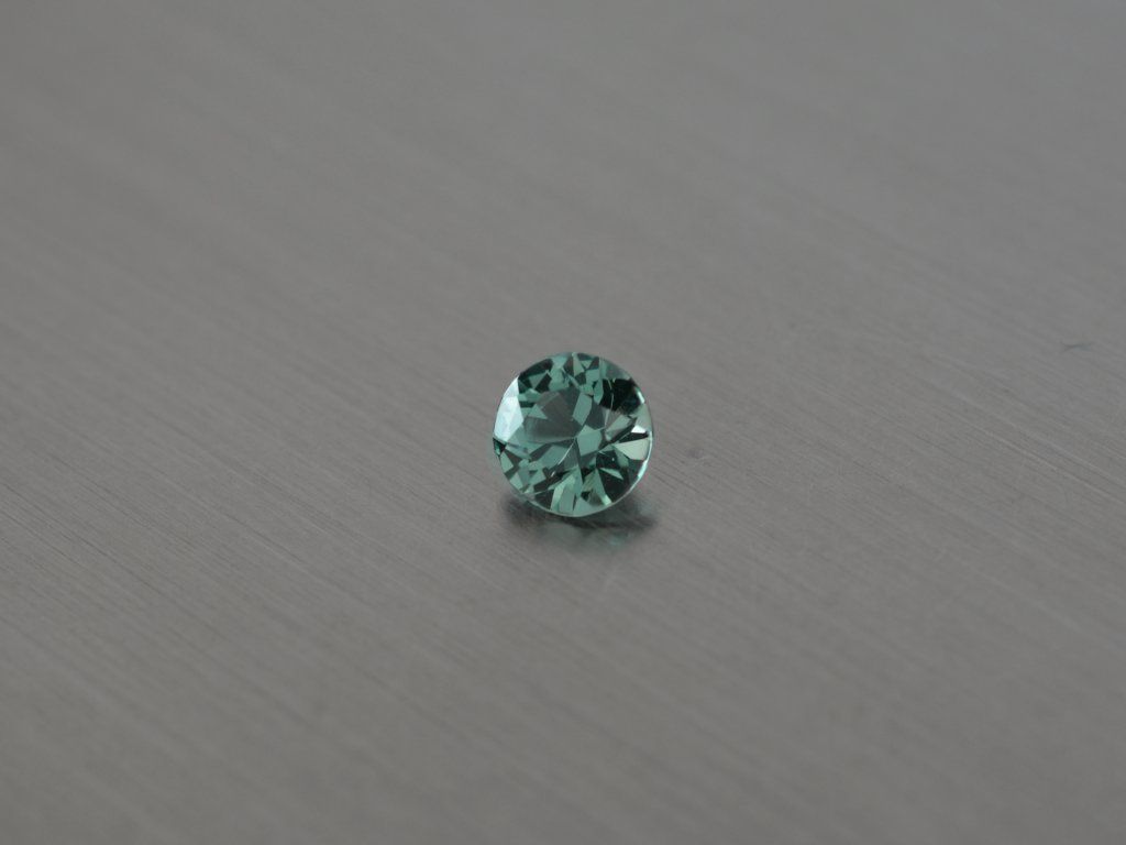 Spinel synthetic round color blue-green tourmaline, various sizes