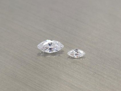 Zircone cubique marquise blanche transparente différentes tailles