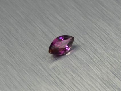 Granát přírodní markýz 5.8x11.3 mm rhodolit fasetovaný