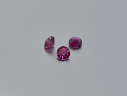 Grenat naturel rond 4.0 mm Rhodolite facetté