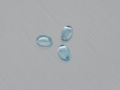 Topaz přírodní ovál 4.0x6.0 mm sky modrý kabošon