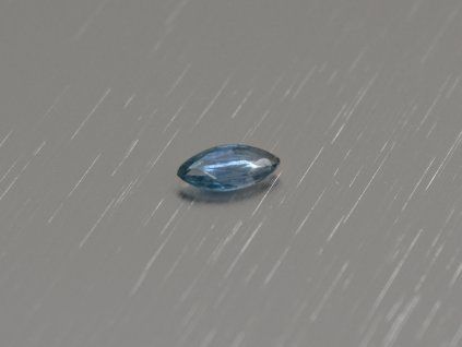 Saphir naturel marquise 3.5x7.1 mm facetté bleu