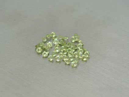 Olivine / Péridot naturel rond 2.0 mm facetté