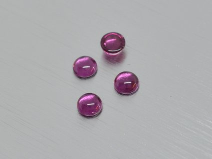 Granat naturlicher rund 4 mm pyrop cabochon