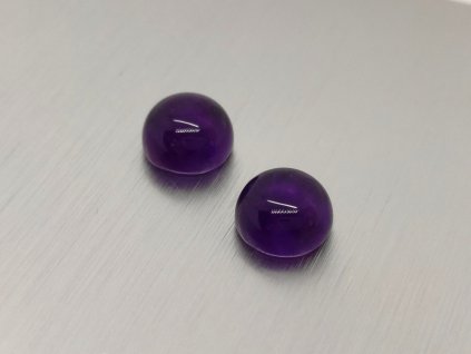Ametyst přírodní kulatý 9.1 mm  kabošon