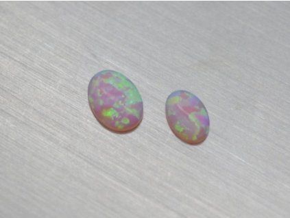 7857 opal synthetisches oval 4x6 5x7mm cabochon rosa