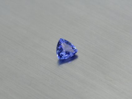 Tanzanit přírodní trilion 5.6x5.6x5.6 mm fasetovaný