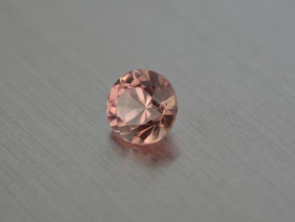 Corindon synthétique rond 5,1 mm rose
