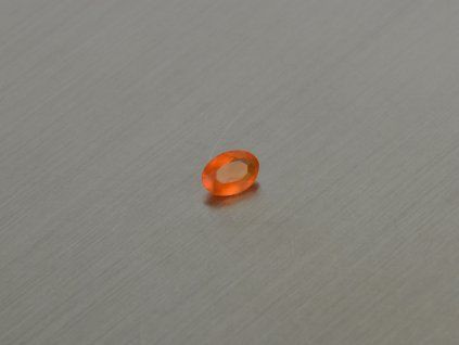 Cornaline naturelle ovale 3.9x5.5 mm facettée