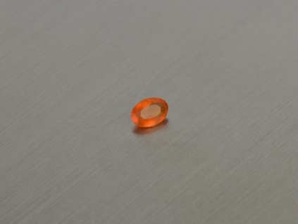 Karneol naturlicher oval 3.9x5.5 mm facettiert