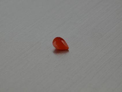 Cornaline naturelle poire 4.1x6.2 mm facettée