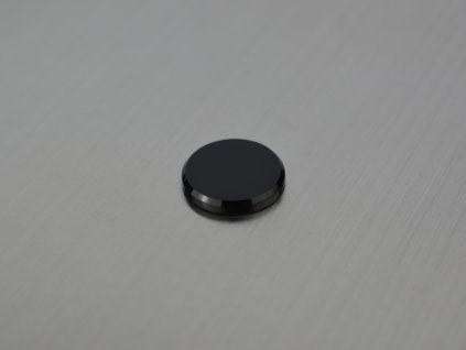 Onyx přírodní kulatý 13 mm  černý plochý kabošon