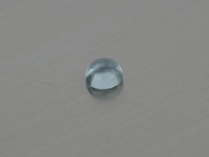 Akvamarín přírodní kulatý 6.0 mm kabošon