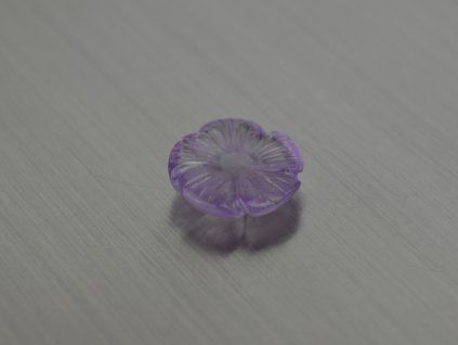 Améthyste naturelle fleur 11.9 mm sculptée