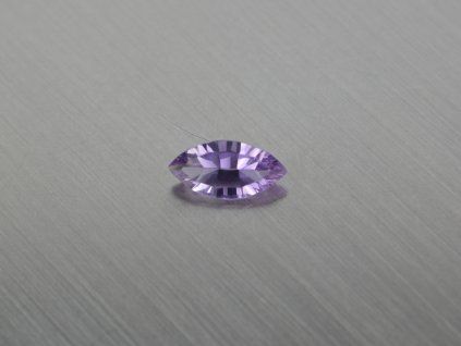 Améthyste naturelle marquise 5.9x11.8 mm facettée