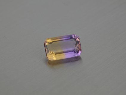 Amétrine naturelle octogone 8.8x13.8 mm facettée