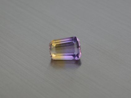 Amétrine naturelle fantaisie 9.1x12.2 mm facettée