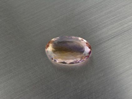 Amétrine naturelle ovale 14.5x21.7 mm facettée