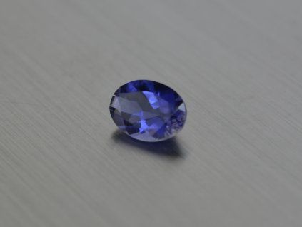 Iolite naturelle ovale 5x7 mm facettée