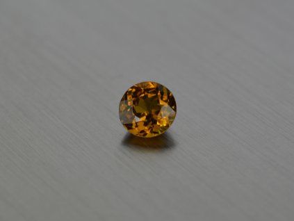 Grenat Malaya naturel rond 5 mm facetté