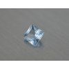 Spinelle synthétique carré 5x5 mm couleur sky blue Topaze