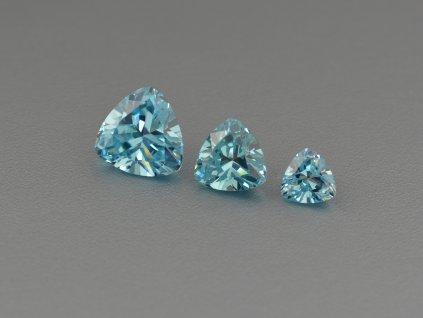 Kubischer Zirkon trillion blau farbe wasserblau, verschiedene Größen