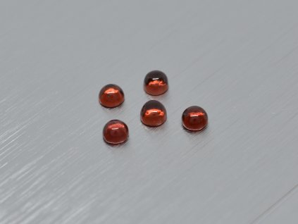 Granat naturlicher rund 3.0 mm pyrop cabochon