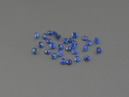 Saphir naturlicher rund 2.0 mm blau facettiert