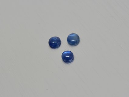 Saphir naturlicher rund 4.1 mm blau cabochon blau