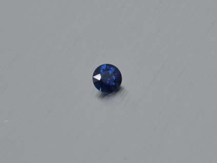 Saphir naturlicher rund 4.3 mm facettiert blau