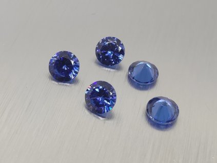 Glas synthetisches  rund 5-6 mm farbe blau facettiert
