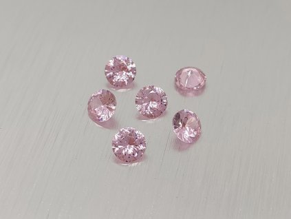 Glas synthetisches  rund 4-6 mm farbe rosa facettiert