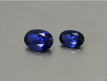 Saphir synthetisches  oval 3x5-5x7 mm blau