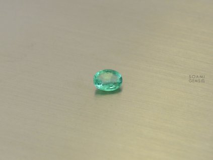 Smaragd naturlicher oval 4.2x5.7 mm facettiert