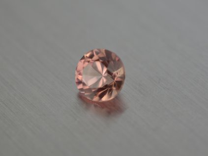 Corundum synthetischer  rund 5.1 mm rosa