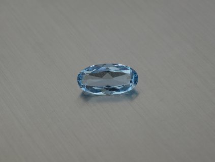 Spinell synthetisches  oval 8x16 mm sky blau